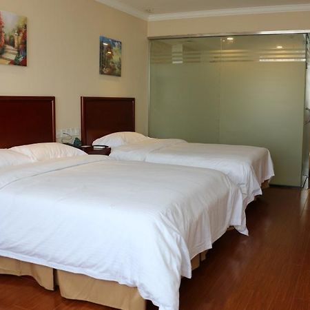 Greentree Inn Jiangsu Wuxi Jiangyin Zhouzhuang Shiji Avenue Business Hotel Bagian luar foto
