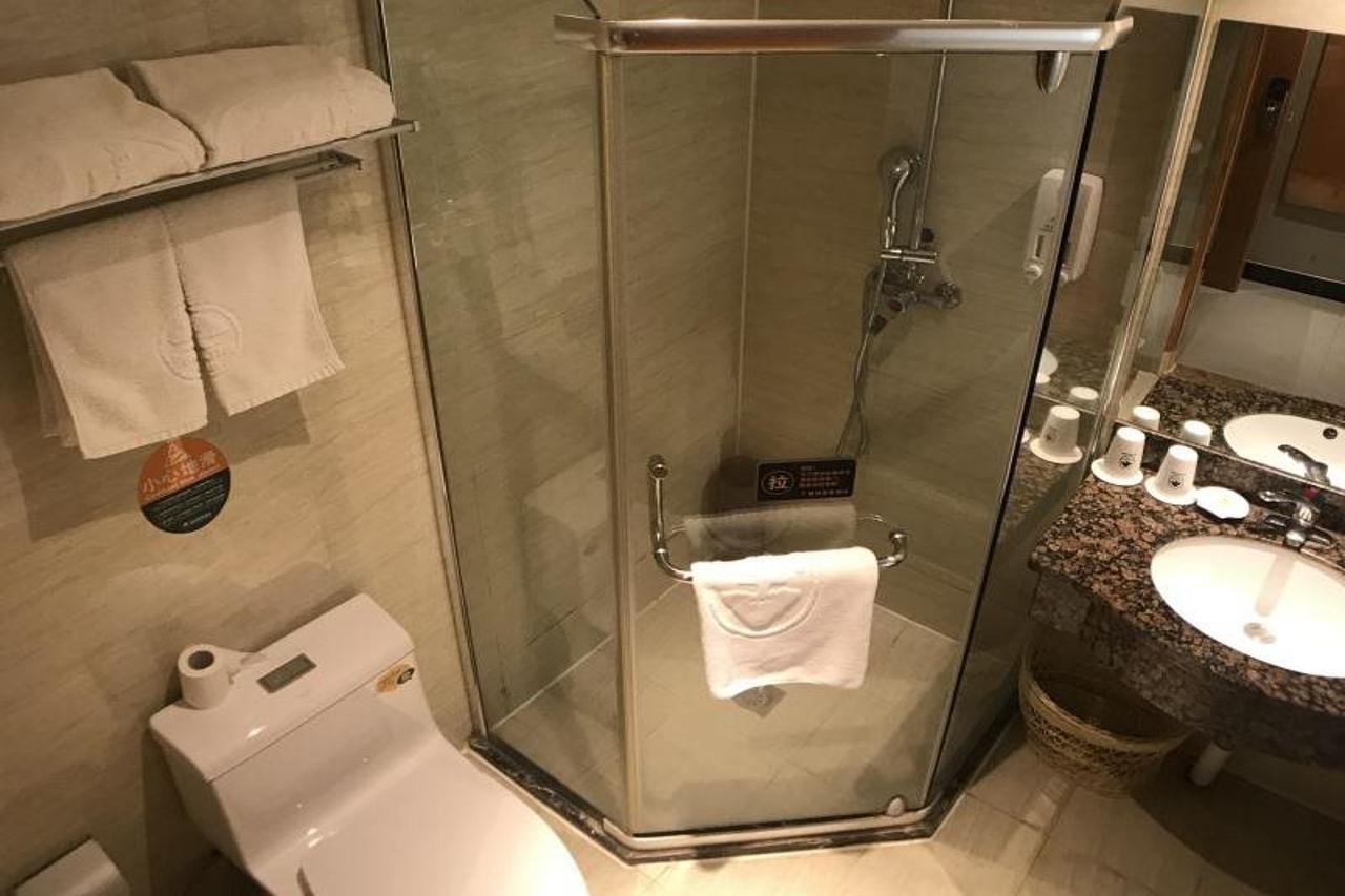 Greentree Inn Jiangsu Wuxi Jiangyin Zhouzhuang Shiji Avenue Business Hotel Bagian luar foto