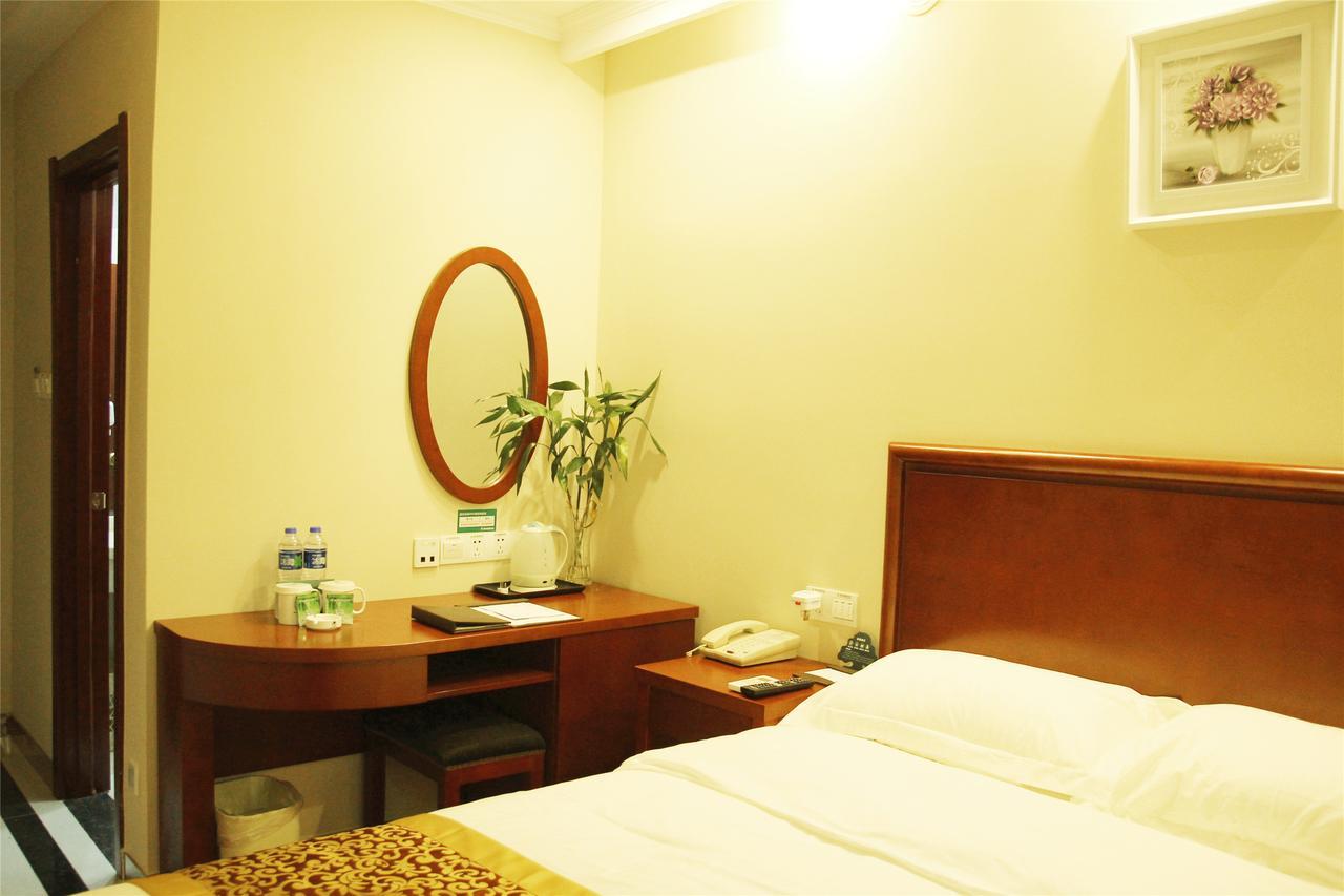 Greentree Inn Jiangsu Wuxi Jiangyin Zhouzhuang Shiji Avenue Business Hotel Bagian luar foto