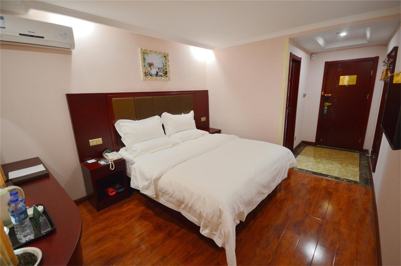 Greentree Inn Jiangsu Wuxi Jiangyin Zhouzhuang Shiji Avenue Business Hotel Bagian luar foto